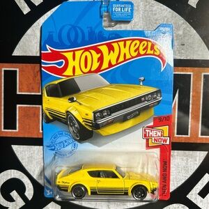 Hot Wheels Yellow Sports Car
